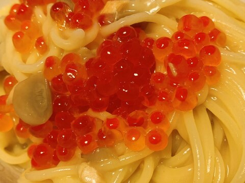 いくらと鮭の親子パスタ